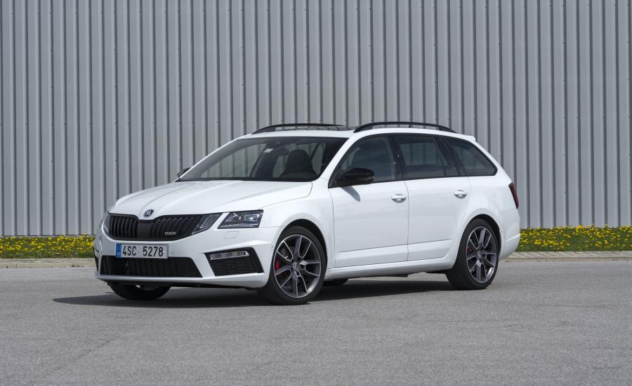  Skoda Octavia RS Combi 2017 года  (WW) (фото 43 из 48)